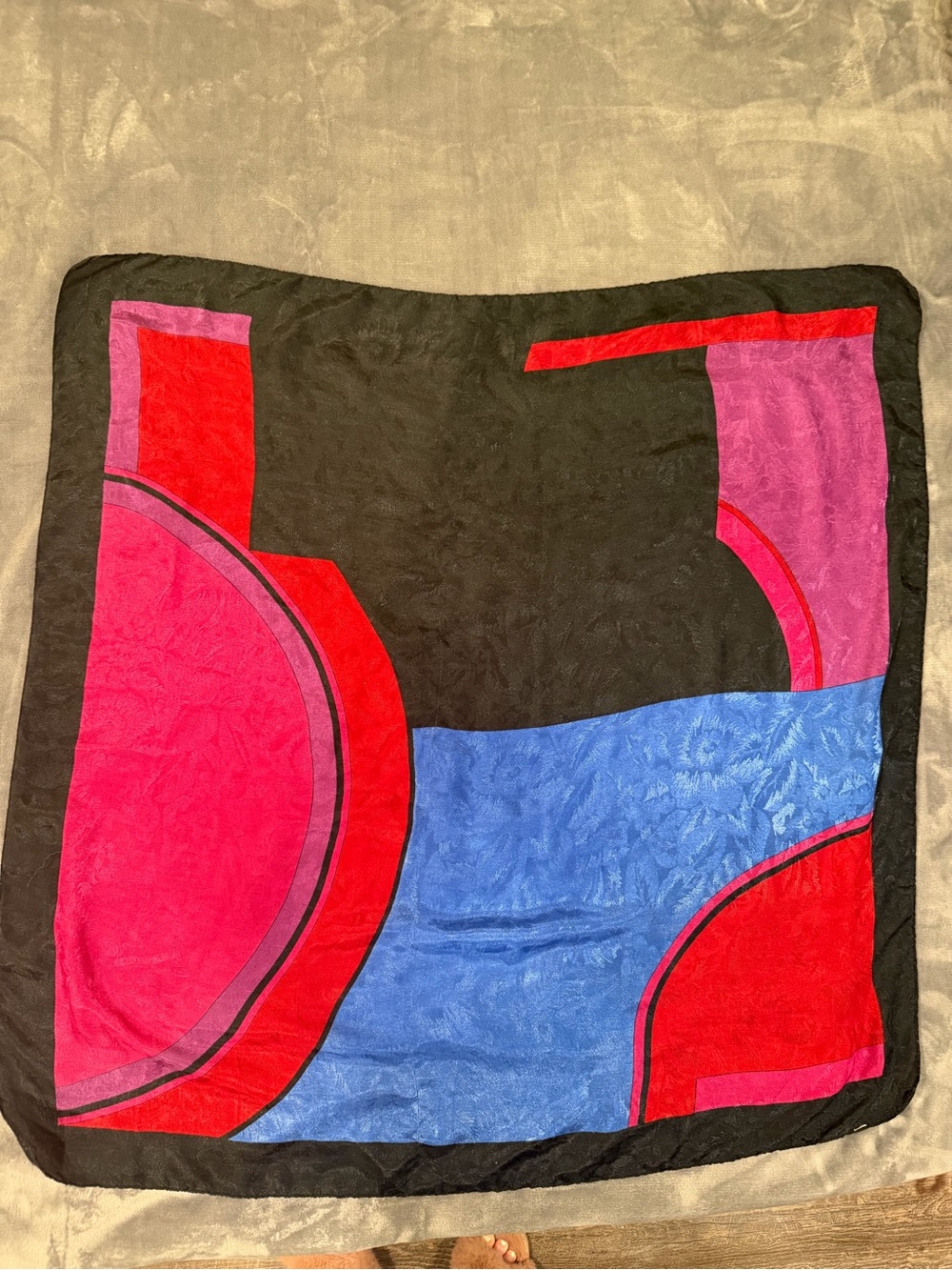 π€π Colorful Lightweight Patterned Scarf - Picture 4 of 5